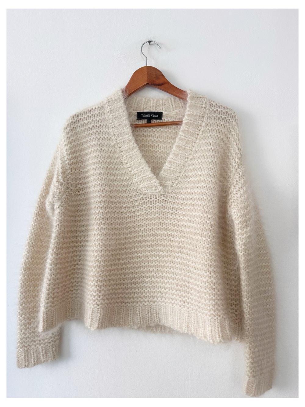 Tabula Rasa Cream Mohair Blend V-Neck Knit  Sweater Size XS Fuzzy Ivory
